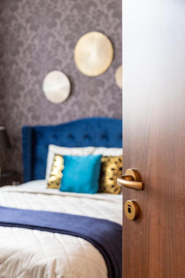 Deluxe Central Quentin Apartment 3Bedrm, 2Bathrm Budapest Exterior photo